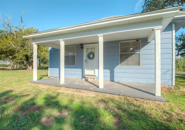 Photo 3 of Single family home for sale at 339876 E 1060 Road, Meeker, OK 74855 | MLS# 1255964 | Listing updated on 2026-10-29