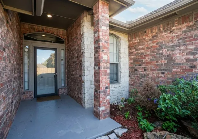 Photo 2 of Single family home for sale at 720 Sw 133rd Street, Oklahoma City, OK 73170 | MLS# 1255974 | Listing updated on 2026-10-29