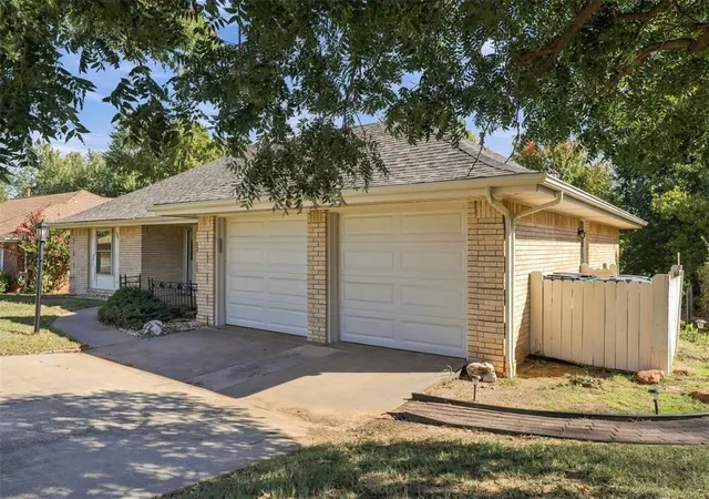 Photo 1 of Single family home for sale at 11712 Hastings Ave, Yukon, OK 73099 | MLS# 1255981 | Listing updated on 2026-10-29