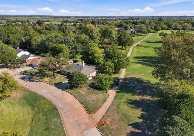 Photo 3 of Single family home for sale at 11712 Hastings Ave, Yukon, OK 73099 | MLS# 1255981 | Listing updated on 2026-10-29