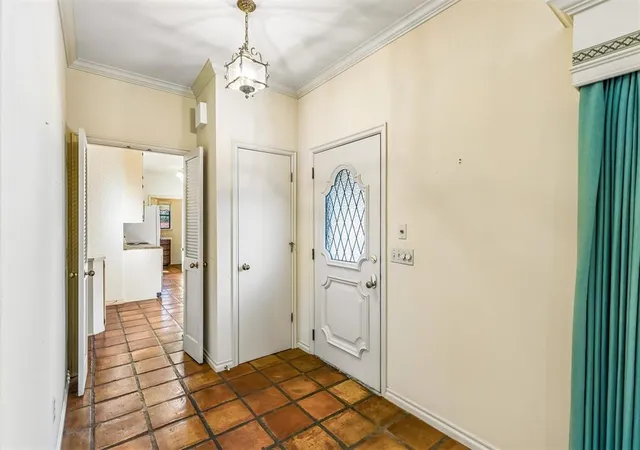 Photo 3 of Condo for sale at 6208 Waterford Blvd #88, Oklahoma City, OK 73118 | MLS# 1256000 | Listing updated on 2026-10-29