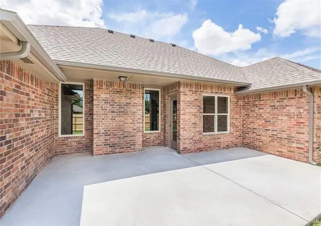 Photo 1 of Single family home for sale at 8908 Stacy Lynn Ln, Yukon, OK 73099 | MLS# 1256003 | Listing updated on 2026-10-29