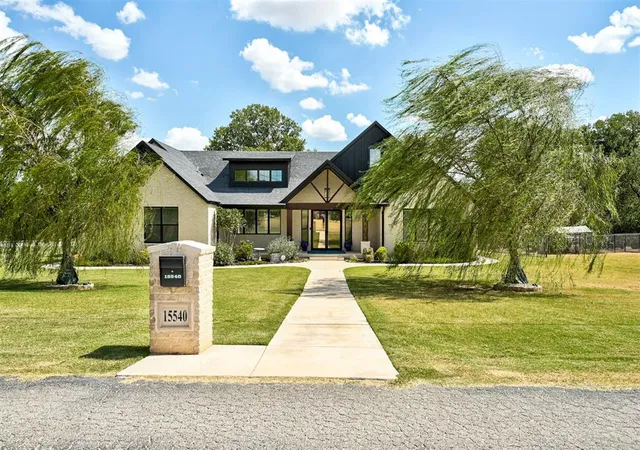 Photo 1 of Single family home for sale at 15540 Valley Dr, Piedmont, OK 73078 | MLS# 1256004 | Listing updated on 2026-10-30