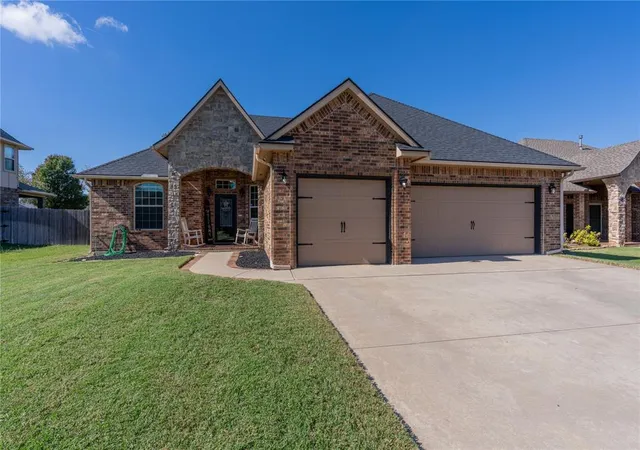 Single family home for sale at 1405 Riverwind Dr, Oklahoma City, OK 73130 | MLS# 1256007
