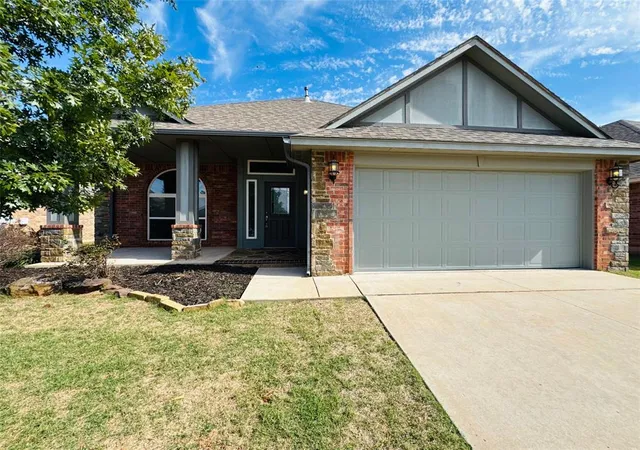 Single family home for sale at 19512 Taggert Dr, Edmond, OK 73012 | MLS# 1256013