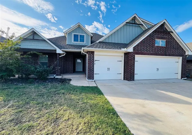 Photo 1 of Single family home for sale at 1604 NE 33rd Terrace, Moore, OK 73160 | MLS# 1256024 | Listing updated on 2026-10-29