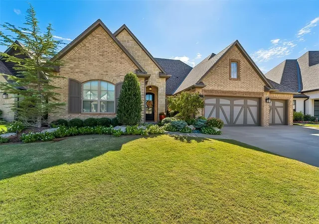 Single family home for sale at 3424 Lupine Ln, Edmond, OK 73012 | MLS# 1256066
