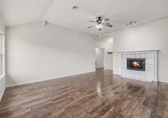 Photo 2 of Single family home for sale at 704 Tioga Cir, Norman, OK 73071 | MLS# 1256080 | Listing updated on 2026-10-29