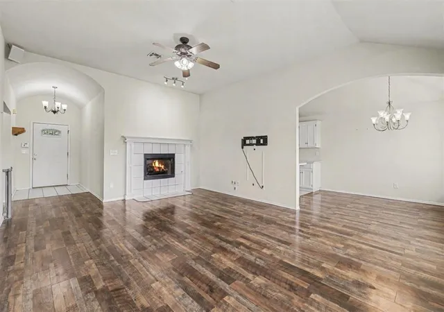 Photo 3 of Single family home for sale at 704 Tioga Cir, Norman, OK 73071 | MLS# 1256080 | Listing updated on 2026-10-29