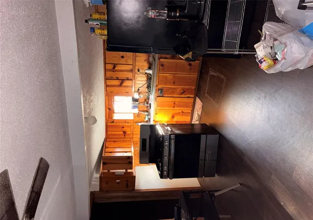 Photo 3 of Single family home for sale at 404 Ohio St, Hoyt, OK 74472 | MLS# 1256121 | Listing updated on 2026-10-29