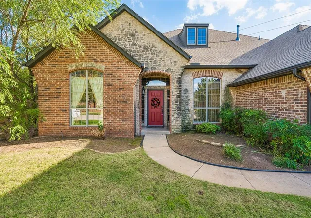 Photo 2 of Single family home for sale at 1401 NW 165th Court, Edmond, OK 73012 | MLS# 1256127 | Listing updated on 2026-10-31