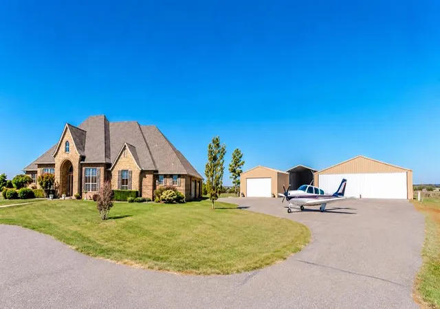 Photo 1 of Single family home for sale at 18578 W Camp Dr, Cashion, OK 73016 | MLS# 1256130 | Listing updated on 2026-10-30