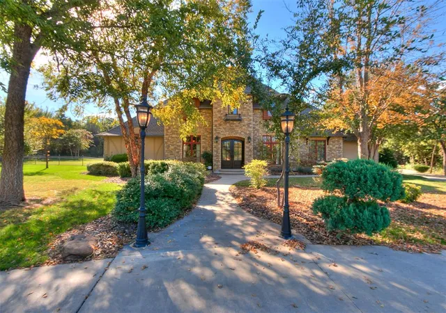 Photo 2 of Single family home for sale at 7200 NE 116th Street, Edmond, OK 73013 | MLS# 1256141 | Listing updated on 2026-10-30