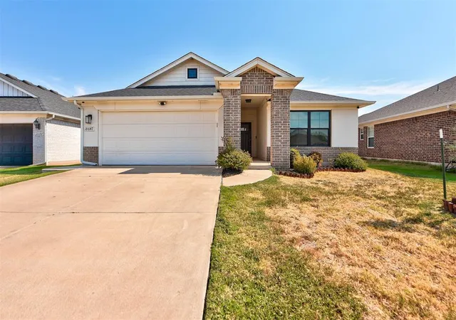 Single family home for sale at 18640 Luna Dr, Edmond, OK 73012 | MLS# 1256145