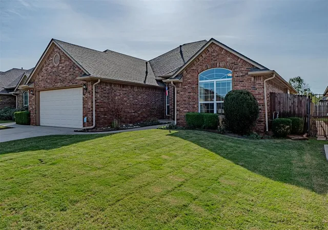 Single family home for sale at 7512 NW 135th Street, Oklahoma City, OK 73142 | MLS# 1256147