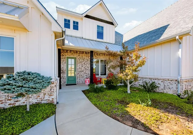 Photo 1 of Single family home for sale at 2502 Sandplum Ln, Washington, OK 73093 | MLS# 1256182 | Listing updated on 2026-10-30