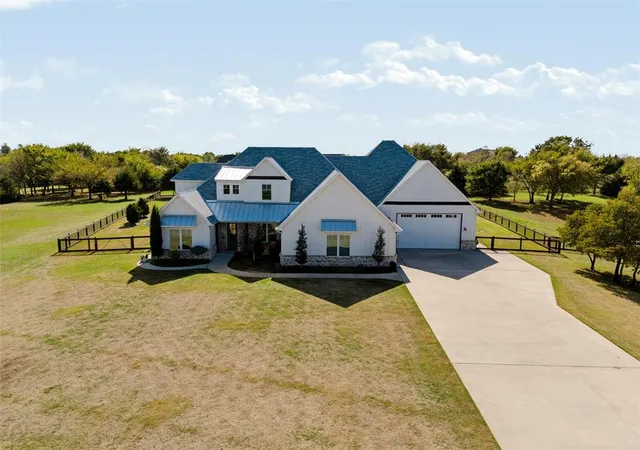 Photo 2 of Single family home for sale at 2502 Sandplum Ln, Washington, OK 73093 | MLS# 1256182 | Listing updated on 2026-10-30