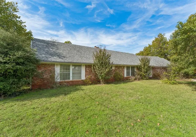 Photo 1 of Single family home for sale at 3216 E Maxwell Dr, Oklahoma City, OK 73121 | MLS# 1256201 | Listing updated on 2026-10-30