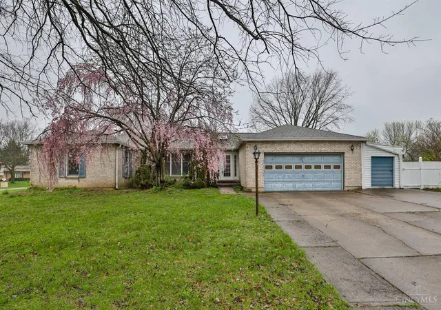 Single Family Residence at 7335 Derby Dr, Fairfield Township, OH 45011 | MLS# 1836133 | | Sold on 2025-04-18