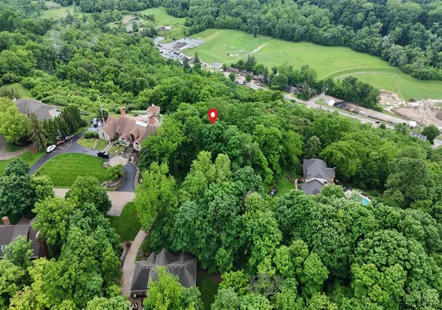 5th image of Lot 28 Southpointe Dr, Cincinnati, OH 45233 | MLS# 1840623