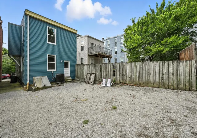 10th image of 404 Warner St, Cincinnati, OH 45219 | MLS# 1848832