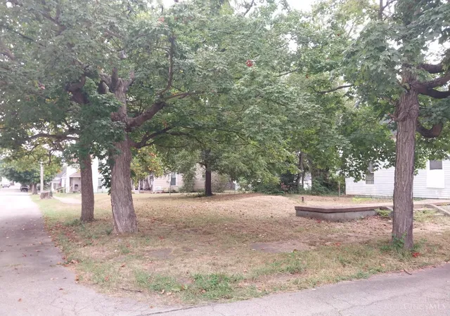 1st image of 321 Mcclain Ave, Greenfield, OH 45123 | MLS# 1852426