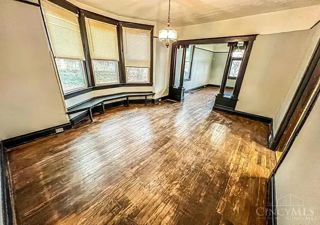 4th image of 2568 Trevor Pl, Cincinnati, OH 45225 | MLS# 1854257