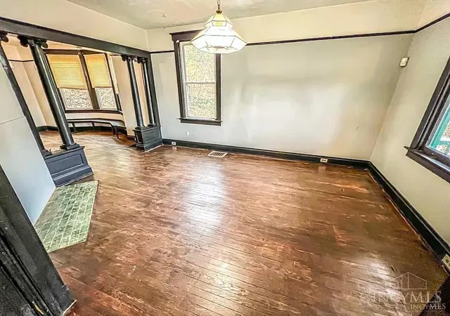 5th image of 2568 Trevor Pl, Cincinnati, OH 45225 | MLS# 1854257