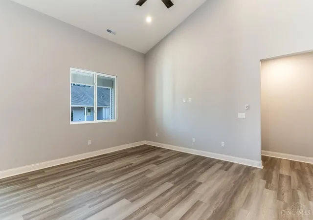 Photo 3 of Single family home for sale at 3269 Thoroughbred Dr, Loveland, OH 45140 | MLS# 1856779 | Listing updated on 2026-08-28