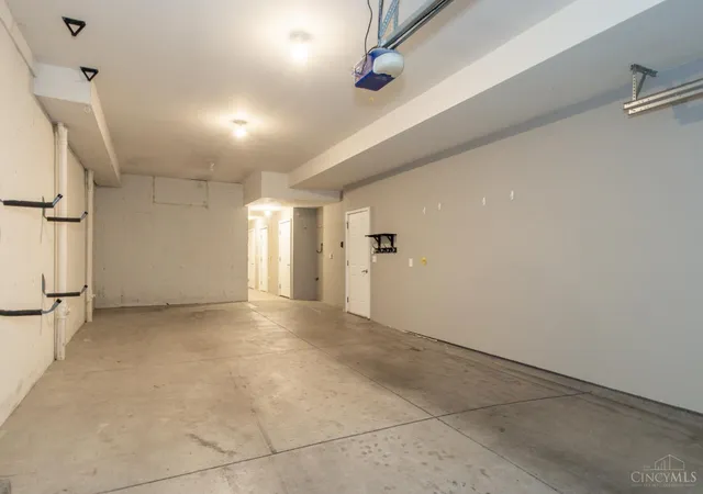 Homes for sale in Cincinnati, OH | 1238 Elsinore Ave, Cincinnati, OH 45202 | MLS# 1859608