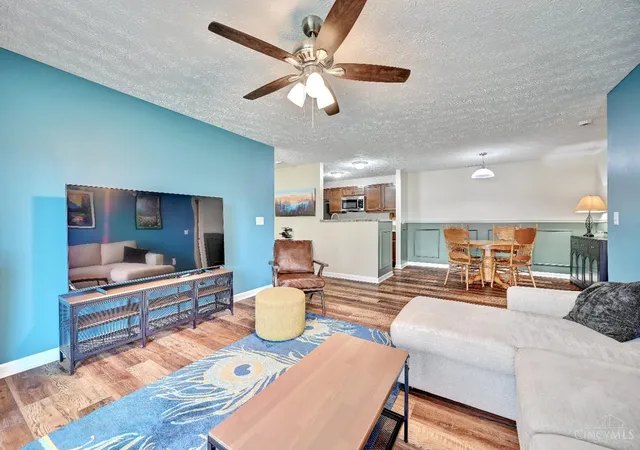 Homes for sale in Loveland, OH | 220 Carrington Pl #206, Loveland, OH 45140 | MLS# 1860025