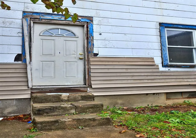 Homes for sale in Cincinnati, OH | 2407 Concord Street, Cincinnati, OH 45206 | Houzeo