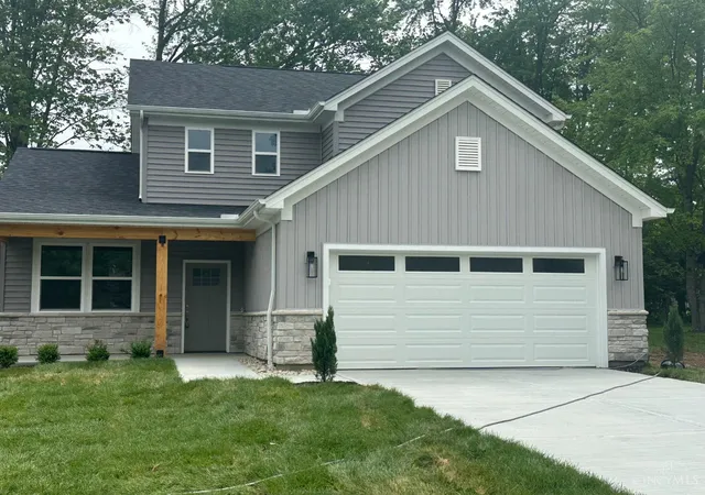 Homes for sale in Loveland, OH | 335 Ruth St, Loveland, OH 45140 | MLS# 1860590
