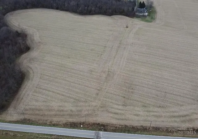 3rd image of 37 Shinkles Ridge Rd, Georgetown, OH 45121 | MLS# 1862244