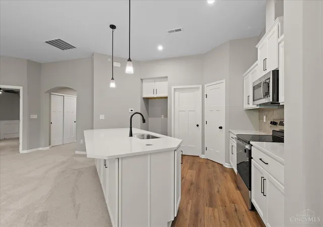 3rd image of 5890 Parkview Ln, Milford, OH 45150