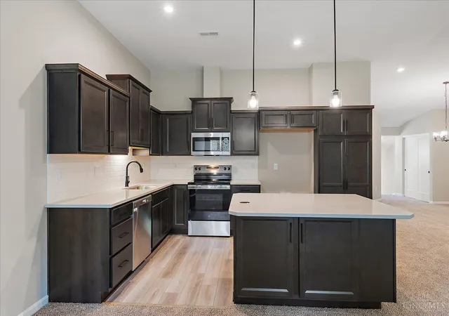 Homes for sale in Milford, OH | 5890 Parkview Ln #302, Milford, OH 45150 | MLS# 1864464