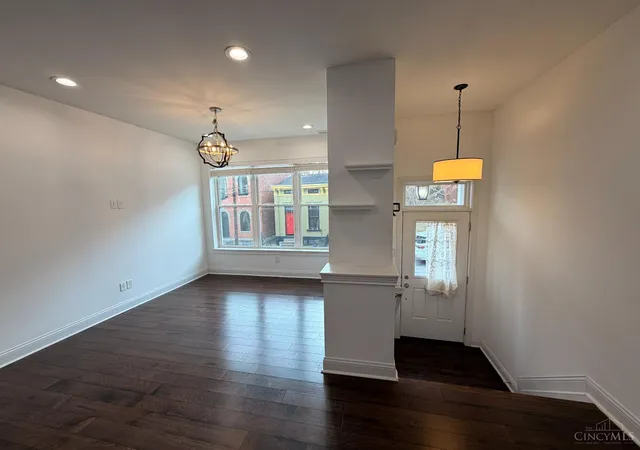 3rd image of 540 Slack St, Cincinnati, OH 45202 | MLS# 1865633