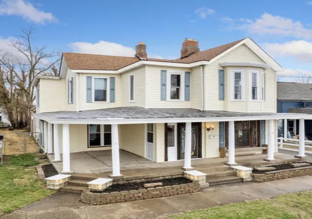 2nd image of 203 E Main St, Blanchester, OH 45107 | MLS# 1866809