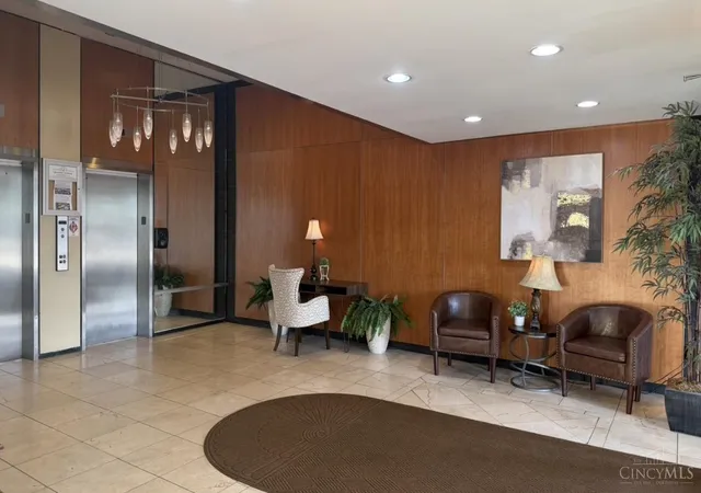 Homes for sale in Cincinnati, OH | 810 Matson Pl #703, Cincinnati, OH 45204 | MLS# 1867029