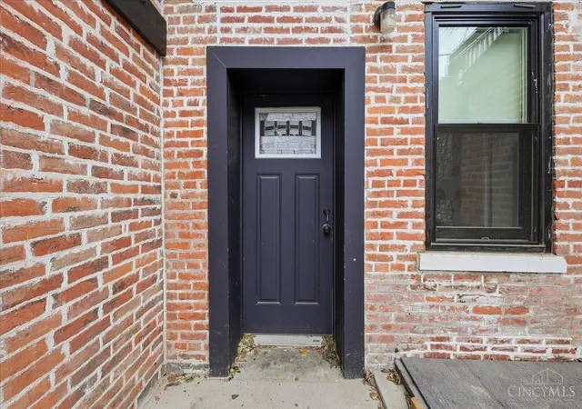 4th image of 142 E Clifton Ave, Cincinnati, OH 45202 | MLS# 1867097