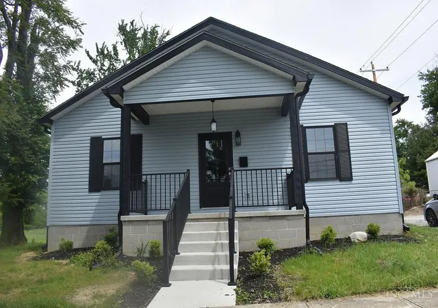 Homes for sale in Hillsboro, OH | 222 John St, Hillsboro, OH 45133 | MLS# 1867143