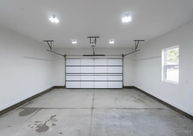 28th image of 222 John St, Hillsboro, OH 45133 | MLS# 1867143