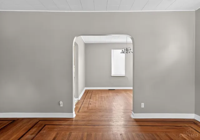 3rd image of 1059 Lockman Ave, Cincinnati, OH 45238 | MLS# 1866735