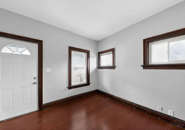 5th image of 1701 Goodman, Cincinnati, OH 45239 | MLS# 1867150