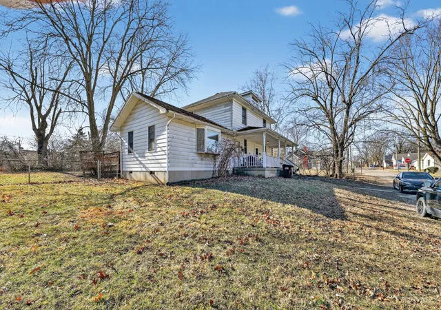 Photo 3 of Sale Pending at 1461 Kinney Ave, Cincinnati, OH 45231 | MLS# 1866506 | Listing updated on 2026-09-16