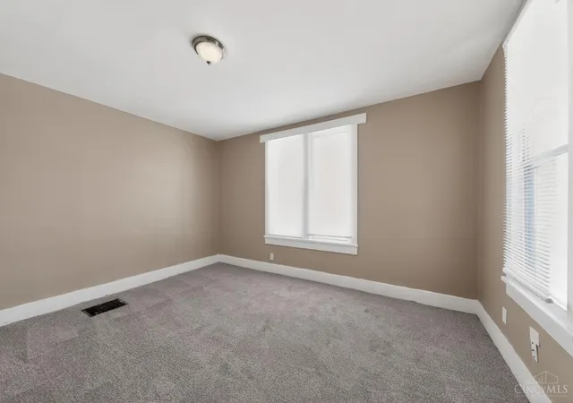 Photo 3 of Sale Pending at 1763 Hanfield St, Cincinnati, OH 45223 | MLS# 1867457 | Listing updated on 2026-08-28
