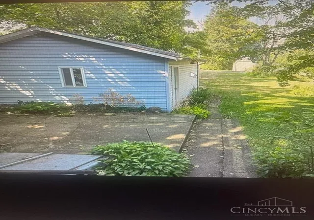 4th image of 332 W Walnut St, Hillsboro, OH 45133 | MLS# 1867034