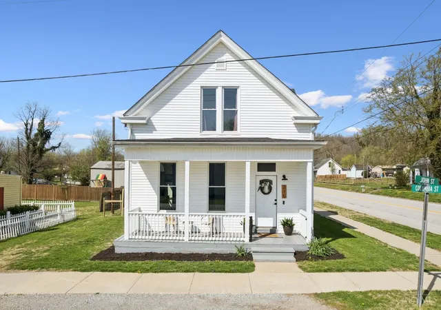 Homes for sale in Higginsport, OH | 210 John St, Higginsport, OH 45131 | MLS# 1868171