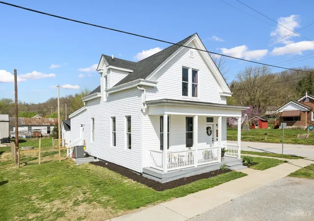 Homes for sale in Higginsport, OH | 210 John St, Higginsport, OH 45131 | MLS# 1868171