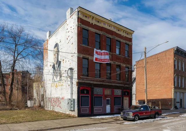 Homes for sale in Cincinnati, OH | 1913 Central Ave, Cincinnati, OH 45214 | MLS# 1868723